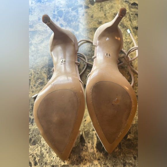 KENNETH COLE RILEY 85 BEIGE SUEDE w/ translucent vinyl panels lace up PUMPS. 8.5 - Picture 7 of 9